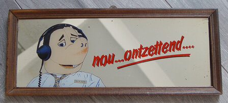 Spiegel - Harry Nak:Nou, Ontzettend